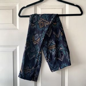 OS LULAROE Mickey and Disney castle leggings!
